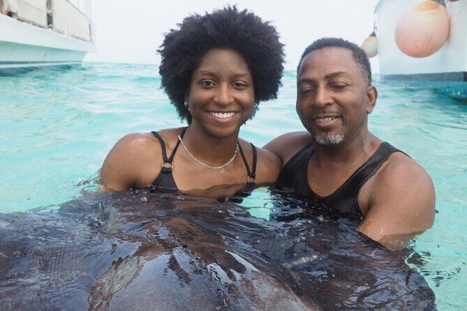 Small Group 7 Mile Beach Stingray City and Coral Gardens Tour - The Marine Experience: Stingrays and Snorkeling
