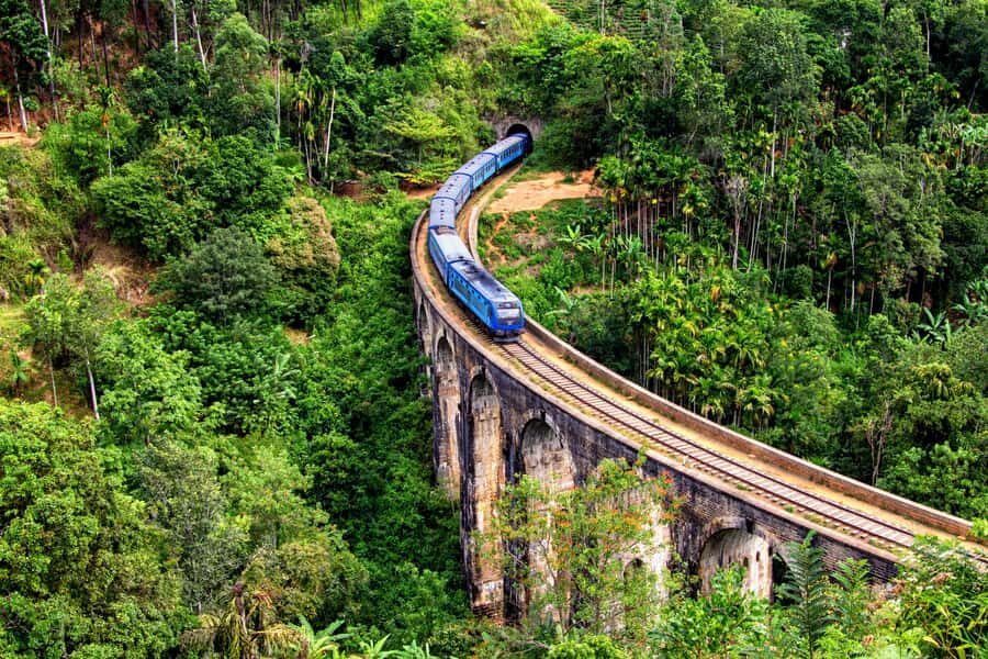 Sri Lanka Private 2-day Tour:Train Trip, Kandy, Nuwara Eliya - An Authentic Journey Through Sri Lanka’s Hill Country