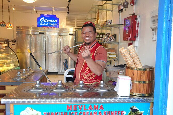Thread of Faith and Fabric: Singapore Kampong Glam Walking Tour - An In-Depth Look at the Kampong Glam Walking Tour