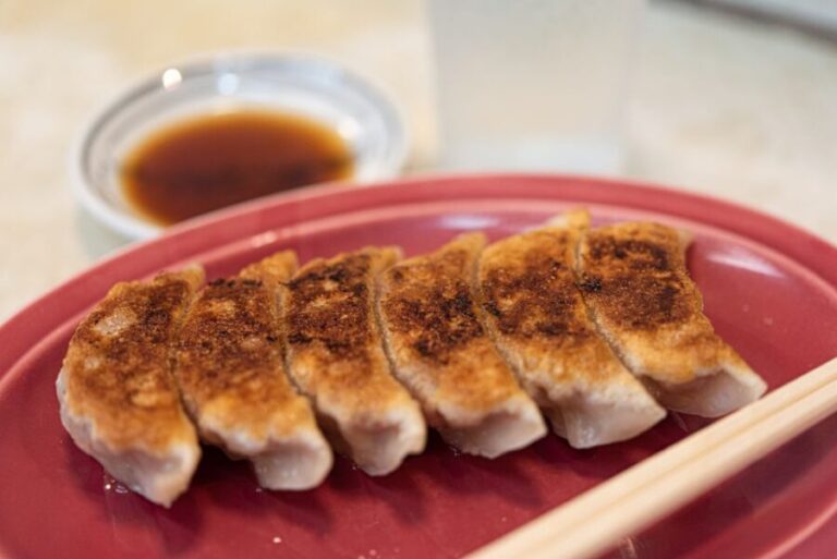 Tokyo: 2-Hour Asakusa Food Hunt & Cultural Tour - The Value of a Guided Food Tour in Asakusa