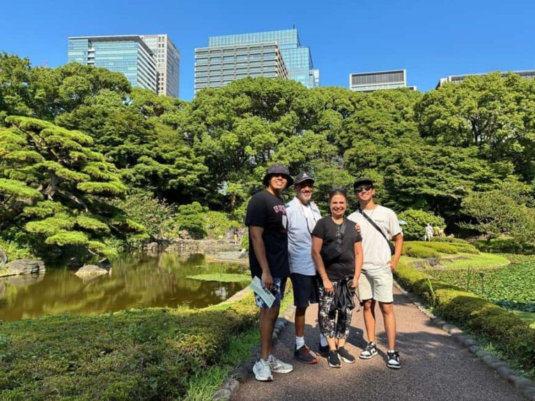 Tokyo: Edo Castle Ruins & Imperial Palace East Garden Tour - FAQ