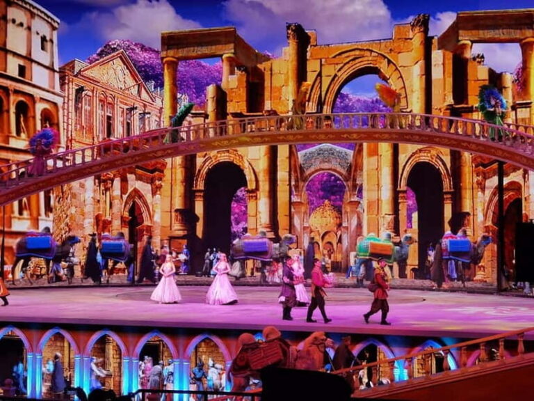 Xi'an: Silk Road Legend Musical with Roundtrip Transfer - Deep Dive into the Experience