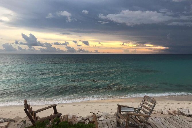 Bahía de las águilas glamping experience from Santo Domingo - The Accommodation: Glamping Near Bahia de las Aguilas