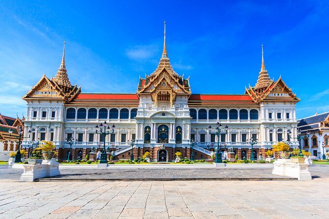 Bangkok Temples Private Tour from Pattaya Full Day - The Vibrant Bangkok Flower Market (Pak Khlong Talat)