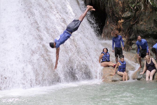 Blue Hole & Dunn's River Falls with Lunch from Negril - Is This Tour Worth It?