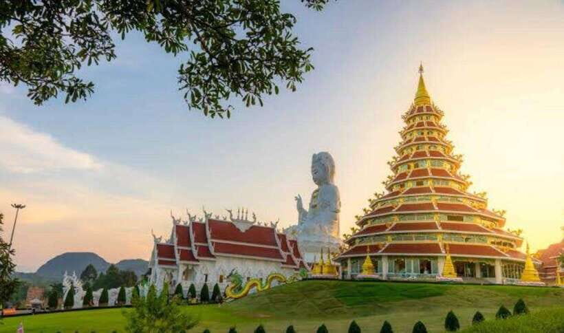 Chiang Rai: Excursion White, Blue,Red Temples & Lalitta Café - An In-Depth Look at the Tour Experience