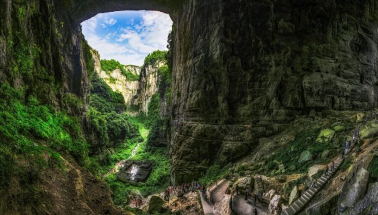Chongqing: Private Day Tour to Wulong Karst Geological Park - Visiting the Three Natural Bridges