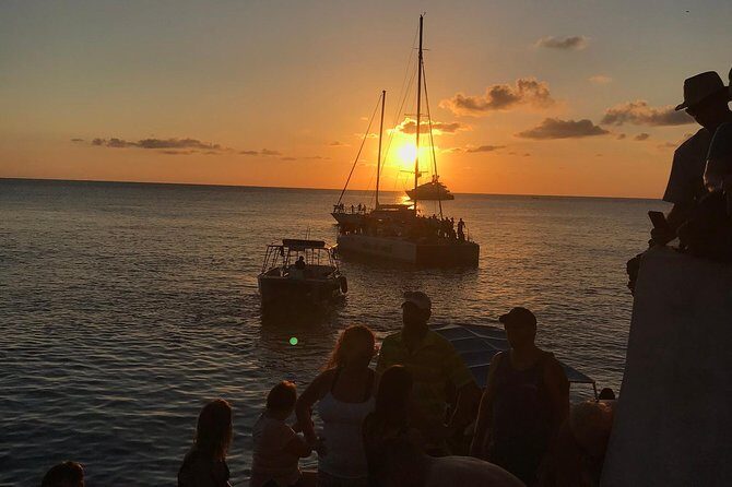 Cliff jumping and Sunsets - Authentic Experiences and Traveler Insights