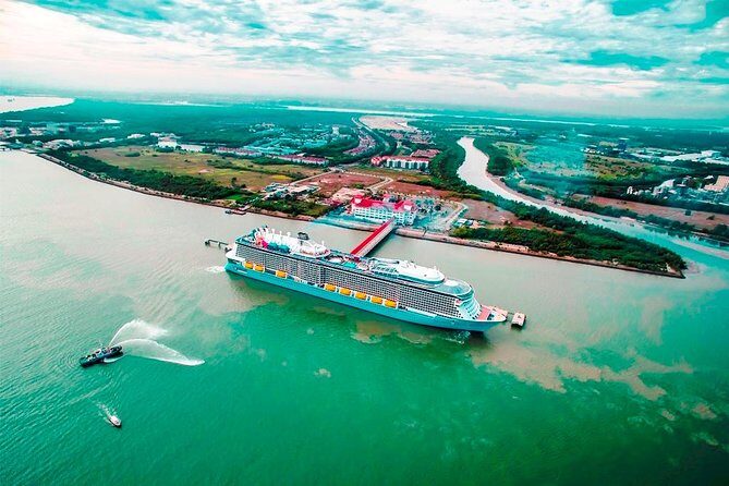 Day Trip from Port Klang to Kuala Lumpur Most Iconic Locations - What Reviewers Say