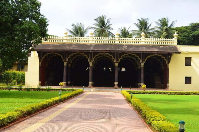 Discover Bangalore with Me - Why This Tour Provides Great Value
