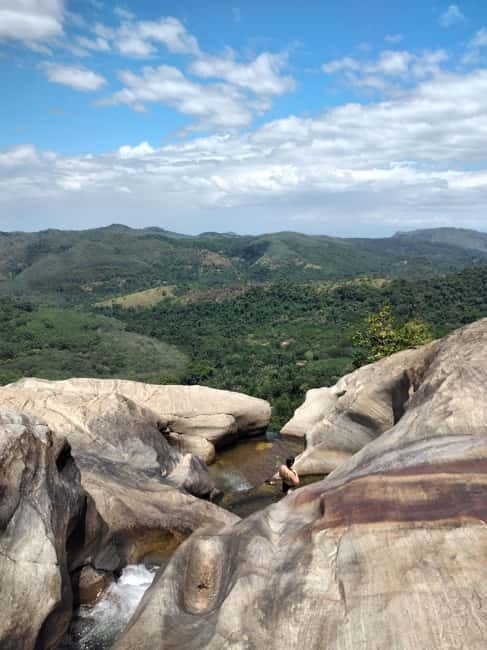 Ella: All-Inclusive Diyaluma and Ravana Waterfalls Day Tour - Marveling at Diyaluma Falls, Sri Lanka’s Tallest