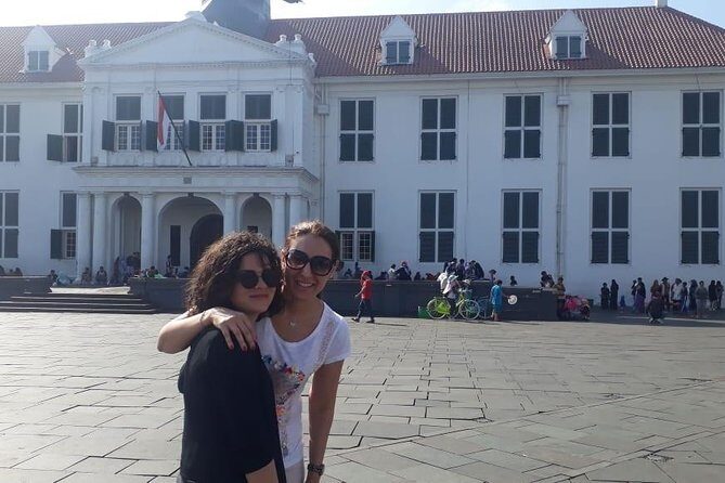 From port Tanjung priok : Jakarta Private Tour With Lunch - What’s the Experience Like?