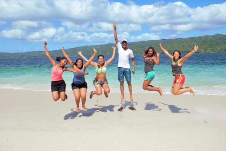 From Santo Domingo: Whale Watching & Cayo Levantado - What Makes This Tour Stand Out