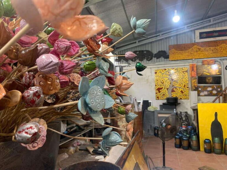 Hanoi Craft Village: Conical Hats, Incense, and Train Street - Who Will Love This Tour?