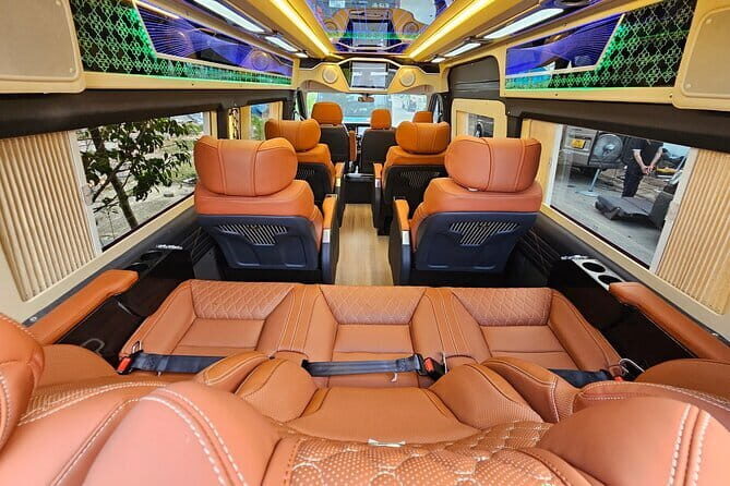 Hanoi to Halong Bay Limousine Bus Transfer - The Journey: Comfort and Convenience on the Road