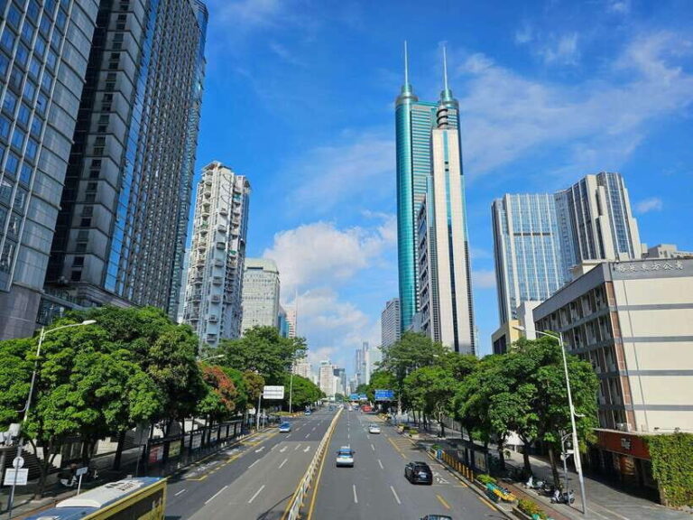 Historia and Entertain Tour of the Youngest City of China - An In-Depth Look at the Itinerary