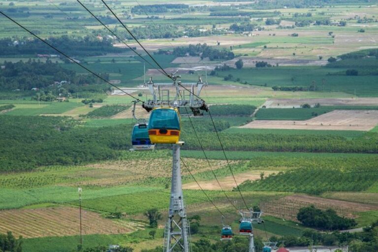 Ho Chi Minh City: Cao Dai Temple & Black Lady Mountain Tour - Transportation and Group Size