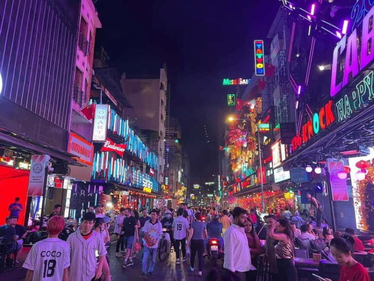 Ho Chi Minh City: Night Walking Tour with Hidden Gem Stop - What to Expect from the Tour