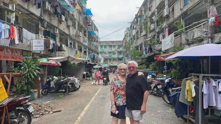 Ho Chi Minh City Sightseeing Private Tour With Funny Guide - What to Expect on the Day