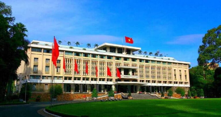 Ho Chi Minh City: Top Sightseeing Saigon Trip & History Tour - Exploring the Top Stops in Detail
