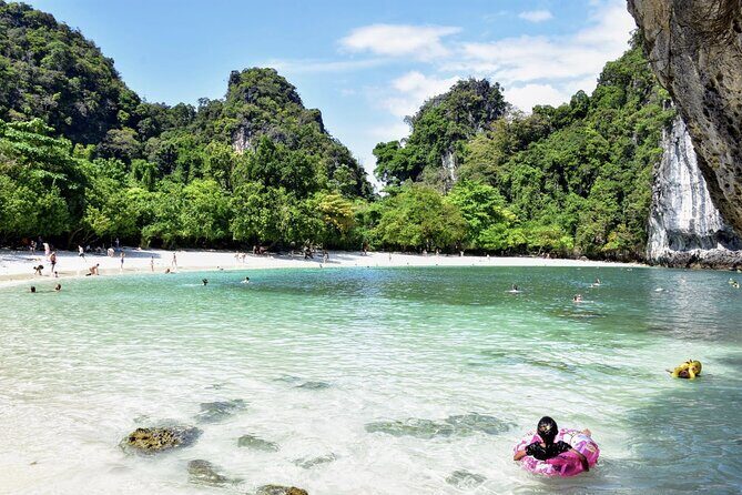 Hong Island Sunset Tour with Buffet Dinner & Night Snorkeling - Authentic Experiences and Traveler Feedback