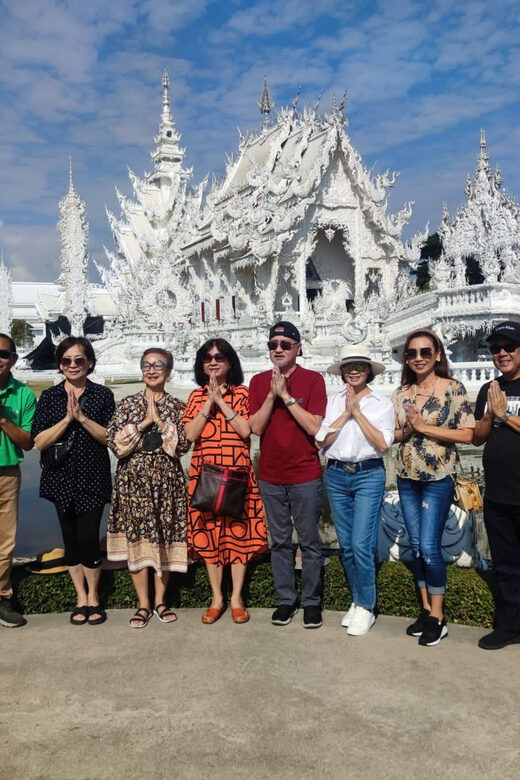 JOIN TOUR 1 day trip around Chiang Rai included lunch buffet - Transportation and Group Experience