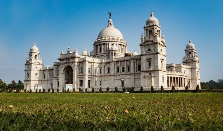 Kolkata: Private Tour of City of Joy with Licensed Guide - Who Will Enjoy This Tour?