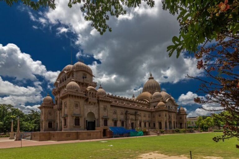 Kolkata: Spiritual World of Kolkata Sightseeing Tour - What to Expect from the Tour