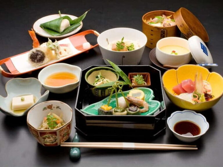 Kyoto: Kaiseki Reservation at Hanasaki Manjiro - Who Will Love This Experience?