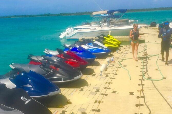 Lunch Seafari to pristine cays, shipwreck and lunch at TIKI BAR - What Makes This Tour Unique?