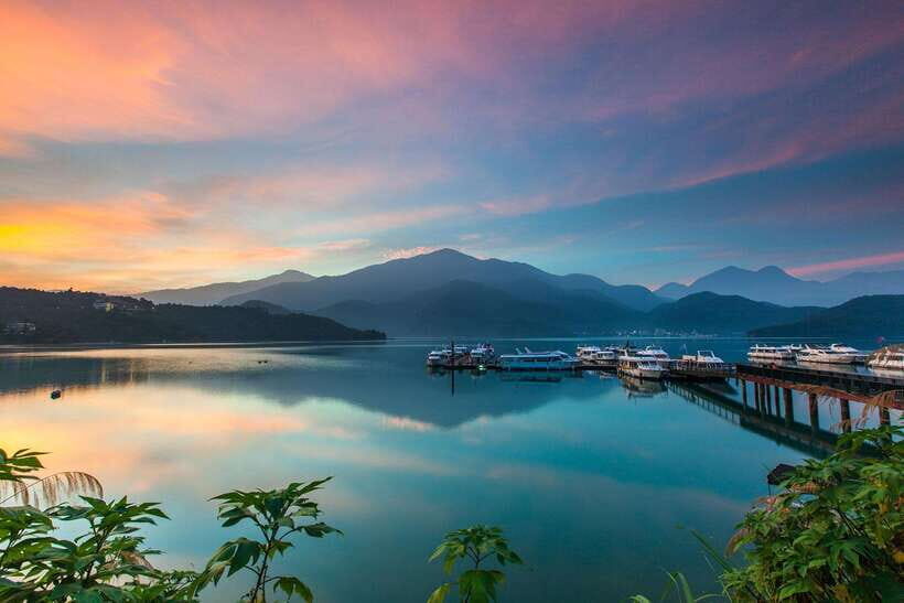 Private 1 Day Sun Moon Lake Escape Tour from Taipei - What Each Stop Offers