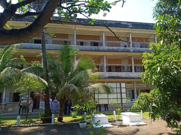 Private Half Day Trip to Genocidal Museum & Killing Field - The Itinerary in Detail