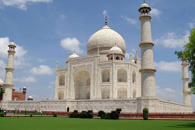 Private Tour: One Day Trip To Agra from Delhi by Car Visit Taj Mahal & Agra Fort - What Makes This Tour Stand Out
