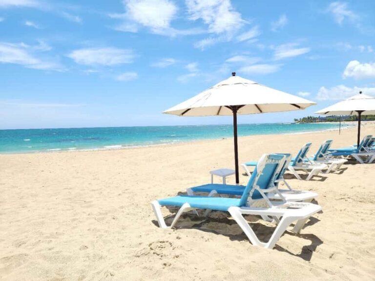 Puerto Plata: City Sightseeing Tour & Beach - A Walk and More Photo Opportunities