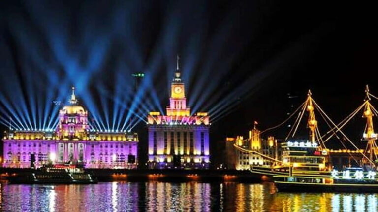 Shanghai By Night: Amazing River Cruise and Hot Pot Dinning - Who Will Love This Tour?