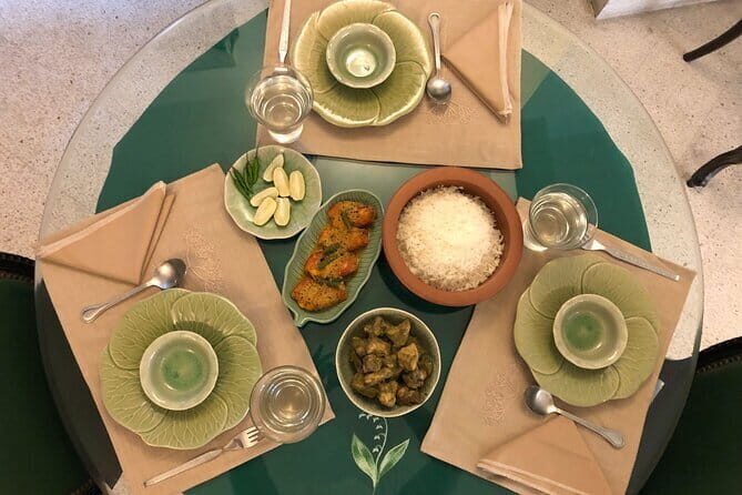 Traditional Bengali Cooking Class in Kolkata in a Local Home - Experiencing Kolkata’s Flavors Through a Home-Cooked Lens