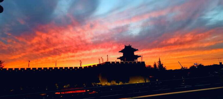 Xi'an: City Wall & Old Town Walking Tour w/ 10+ Food Tasting - What Makes This Tour Stand Out?