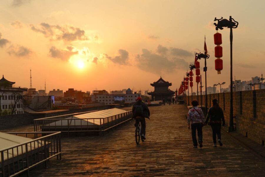 Xi'an City Wall Private Guided Tour with Cycling Option - The Itinerary in Detail