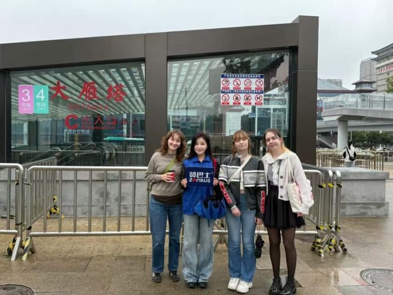 Xi'an: Terracotta Army Day Trip, Departs 8/9am Bus w/ Ticket - The Itinerary: Efficient and Focused