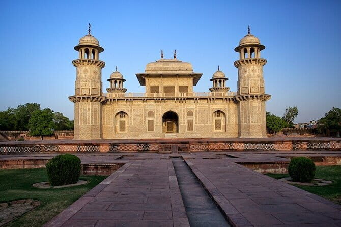 2 Days Taj Mahal Tour and Agra Tour by Car from Delhi - What We Like About This Tour