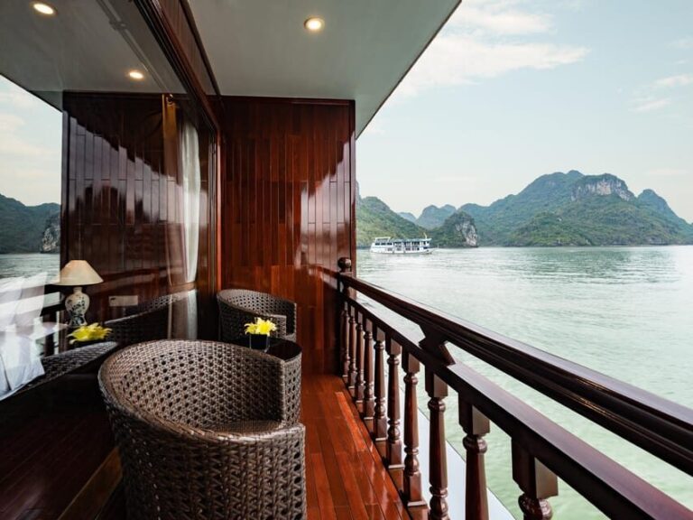 3-Day: 5-star Cruises Lan Ha & Halong Bay w/Viet Hai Village - Itinerary Breakdown: What To Expect