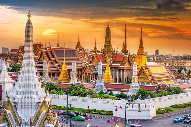 Amazing Bangkok Tour with Grand Palace, Emerald Buddha & Wat Arun - The Grand Palace