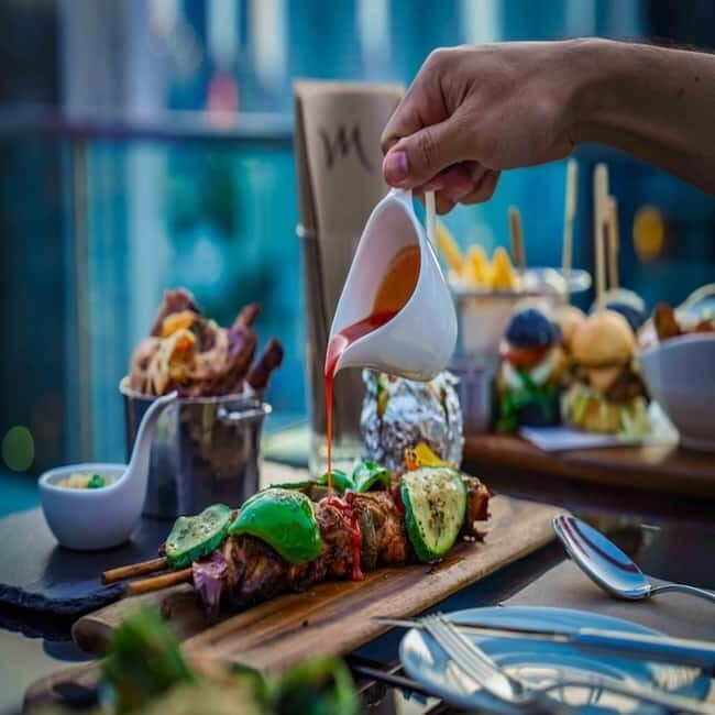 Bangkok: The Vue Bar Rooftop at Mercure Bangkok Sukhumvit 24 - The Experience in Detail