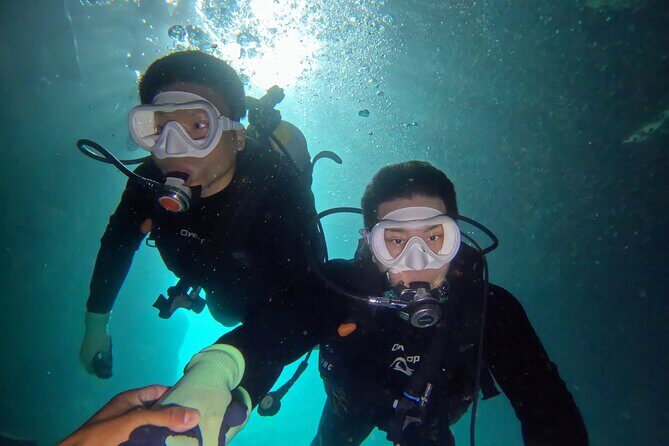 Boat entry diving at the Blue Cave in Onna Village, Okinawa! - Practical Tips for Travelers