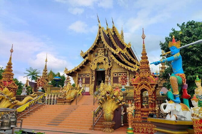 Chiang Mai Chiang Rai Temples Tour with Premium Transfer - The White Temple: A Modern Masterpiece