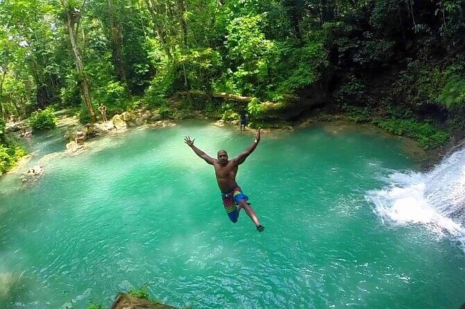 Dunn's River Falls and Blue Hole Adventure from Montego Bay Ja - The Transportation and Comfort Factor