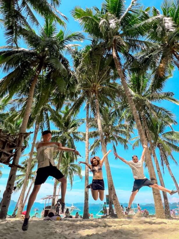 El Nido: Snake Island and Cave Tour with Island Lunch - Deep Dive into the Itinerary