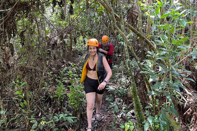 El Yunque Rainforest Hike and Luquillo Beach Tour - Exploring El Yunque Rainforest