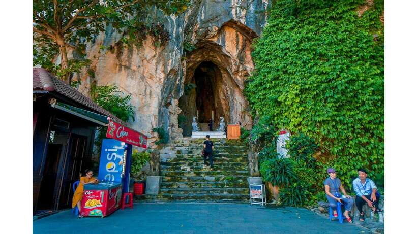 Explore Lady Buddha, Marble Mountains, and Am Phu Cave - Exploring Marble Mountain’s Caves and Tunnels
