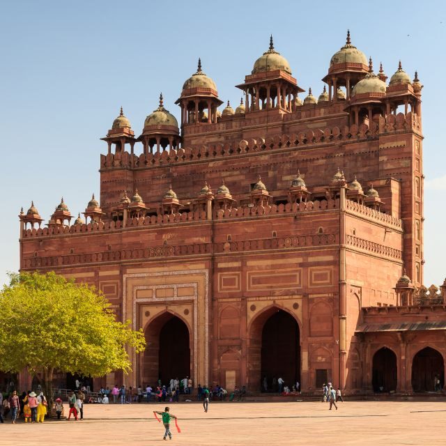 From Agra: Fatehpur Sikri and Market Private Half-Day Tour - Logistics and Experience: What You Can Expect